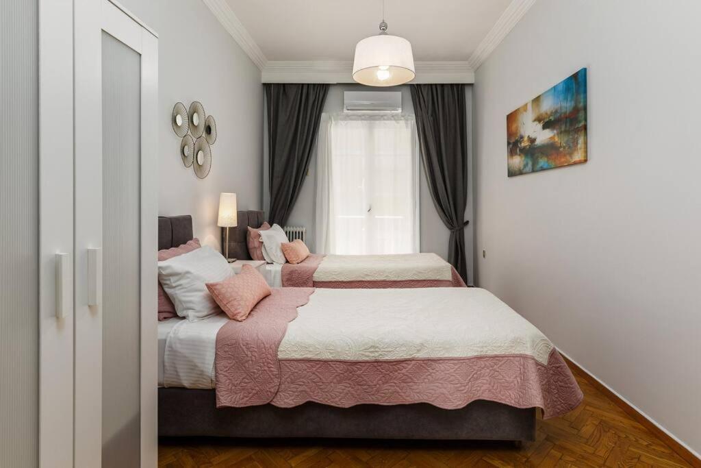 Best Location 3 Bedroom Apartment With View Салоніки Екстер'єр фото