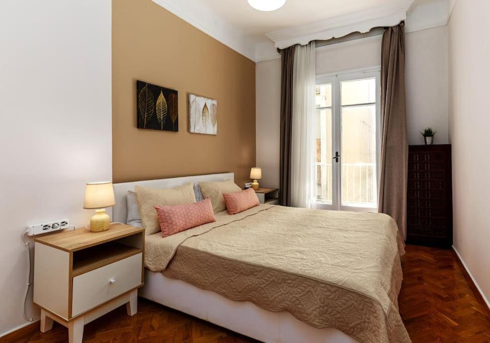 Best Location 3 Bedroom Apartment With View Салоніки Екстер'єр фото